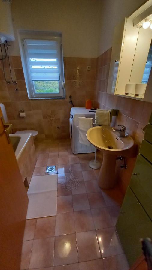 Apartment Slavica Kornić Exteriör bild