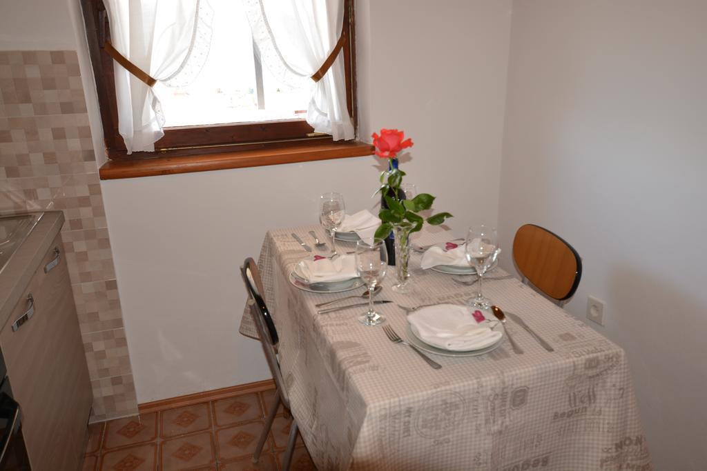 Apartment Slavica Kornić Exteriör bild