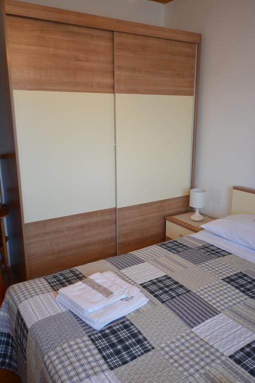 Apartment Slavica Kornić Exteriör bild
